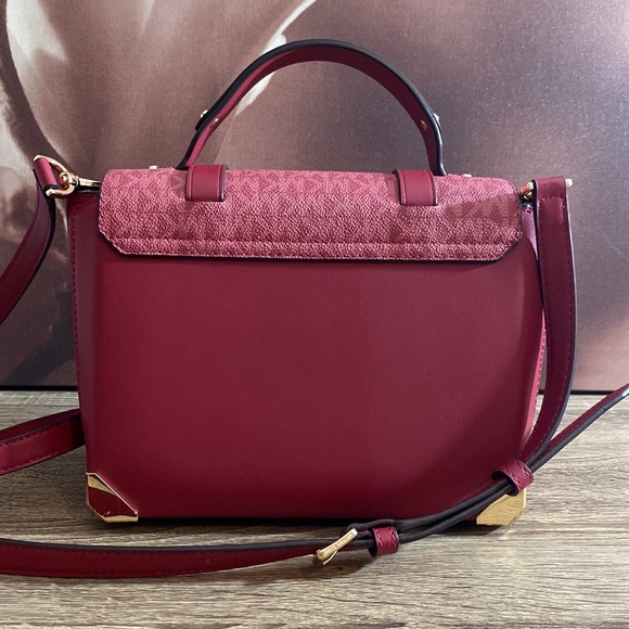 MK Manhattan Leather Logo Satchel NWT - Picture 3 of 9